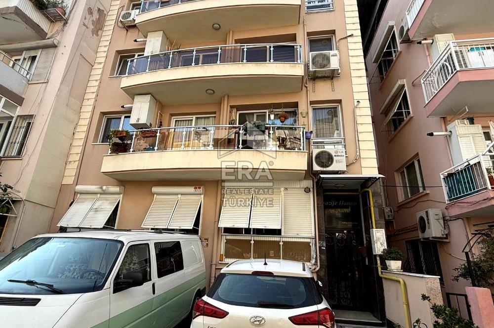 Balçovada İstinyePark Alışveriş Merkezine Yürüme Mesafesinde 4+1 Favorilerime Ekle Yazdır Facebook ile paylaş