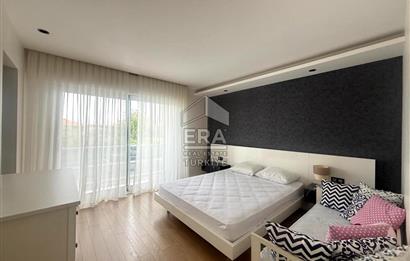 Alacatı gobene 4+1 kıralık vılla