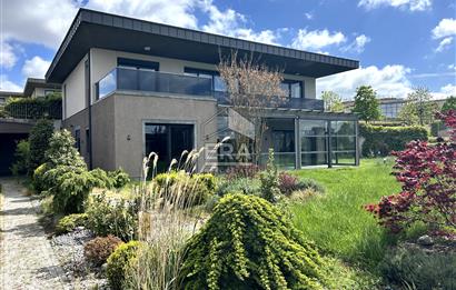 Yeşilyaka Mesa’da 1.652 m² Arsa Üzerinde Lüks 6+1 Müstakil Kiralık Villa