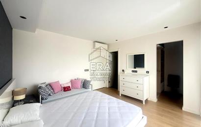 Alacatı gobene 4+1 kıralık vılla