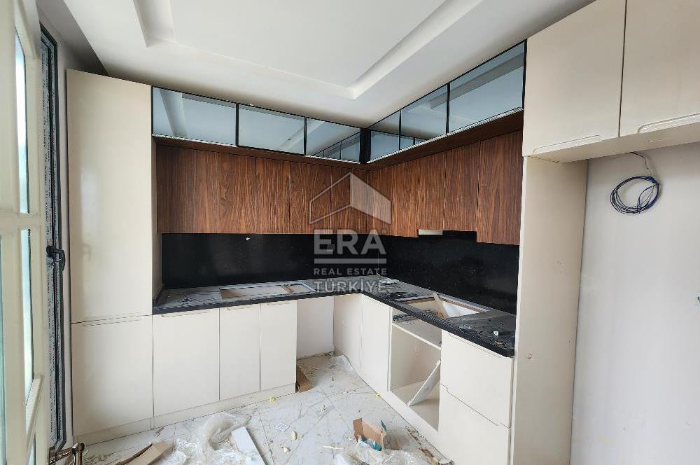 BERGAMA'DA 3+1 KAPALI OTOPARKLI BAHÇELİ MÜSTAKİL VİLLA