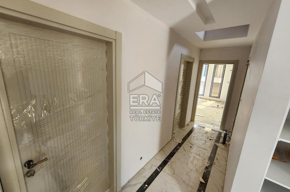 BERGAMA'DA 3+1 KAPALI OTOPARKLI BAHÇELİ MÜSTAKİL VİLLA