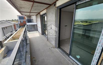 BERGAMA'DA 3+1 KAPALI OTOPARKLI BAHÇELİ MÜSTAKİL VİLLA