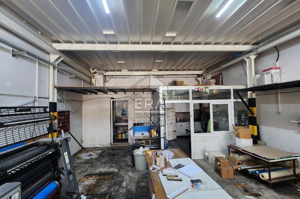 KOŞUKIRI MEVKKİİNDE 410 M2 SATILIK KULLANIŞLI İŞYERİ