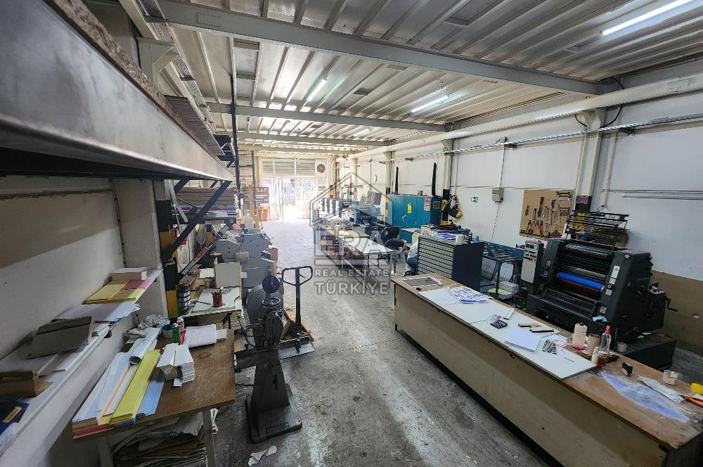 KOŞUKIRI MEVKKİİNDE 410 M2 SATILIK KULLANIŞLI İŞYERİ