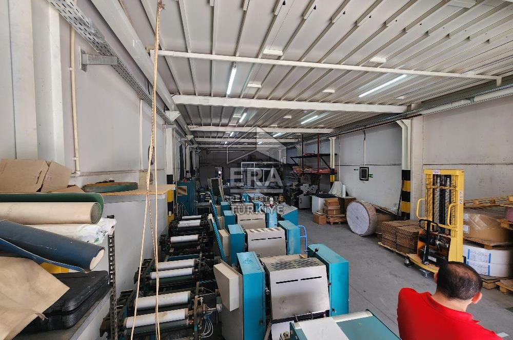 KOŞUKIRI MEVKKİİNDE 410 M2 SATILIK KULLANIŞLI İŞYERİ