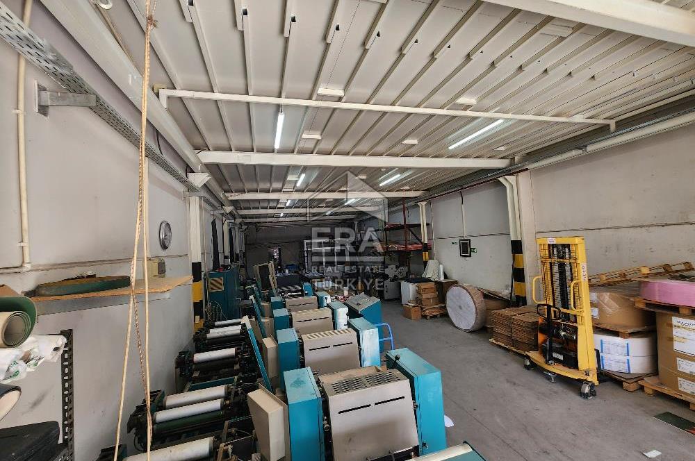 KOŞUKIRI MEVKKİİNDE 410 M2 SATILIK KULLANIŞLI İŞYERİ