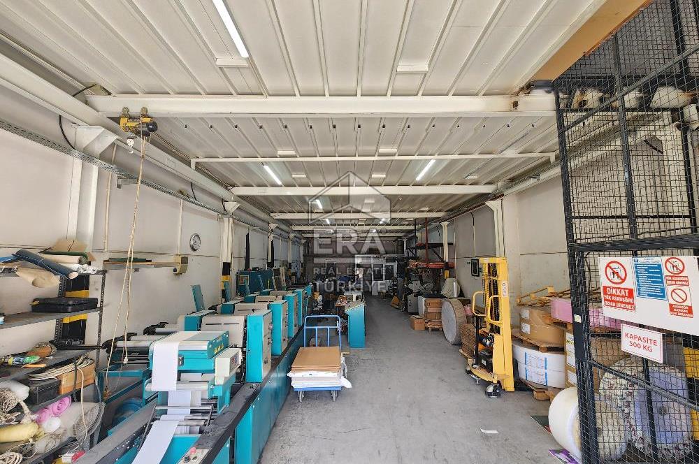KOŞUKIRI MEVKKİİNDE 410 M2 SATILIK KULLANIŞLI İŞYERİ