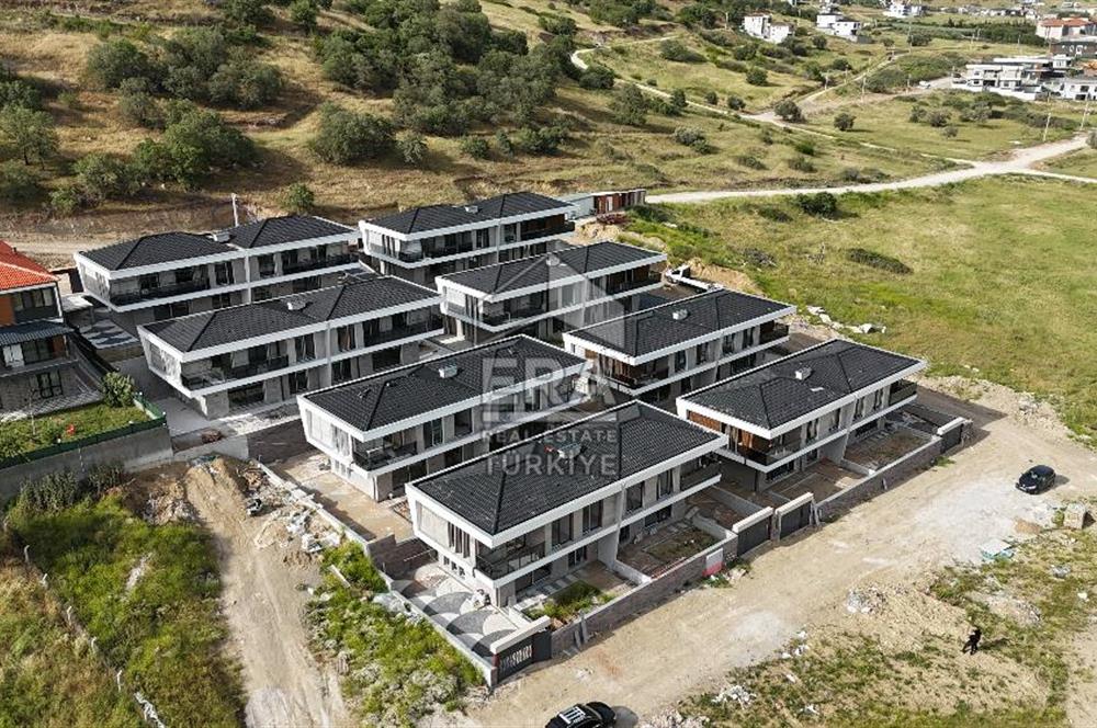 BERGAMA'DA 3+1 KAPALI OTOPARKLI BAHÇELİ MÜSTAKİL VİLLA
