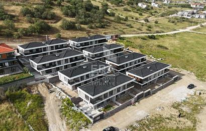 BERGAMA'DA 3+1 KAPALI OTOPARKLI BAHÇELİ MÜSTAKİL VİLLA