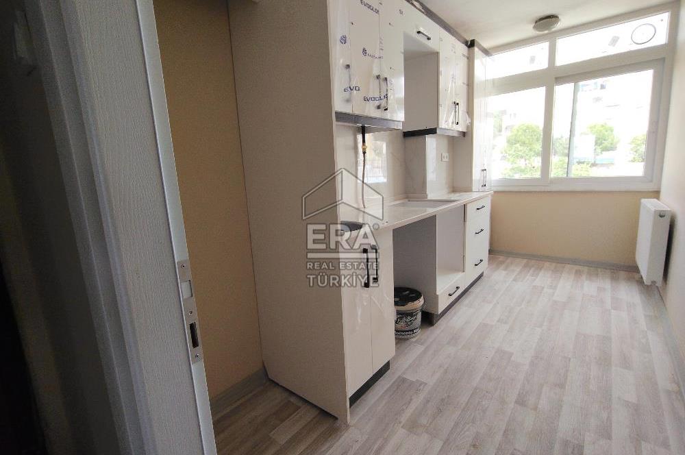 Çiğli Evka 2 Mahallesi 2+1 Tadilatlı Kiralık