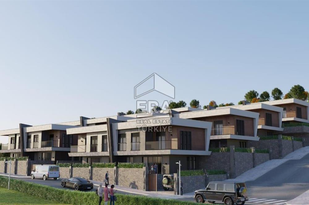 BERGAMA'DA 3+1 KAPALI OTOPARKLI BAHÇELİ MÜSTAKİL VİLLA