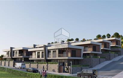 BERGAMA'DA 3+1 KAPALI OTOPARKLI BAHÇELİ MÜSTAKİL VİLLA