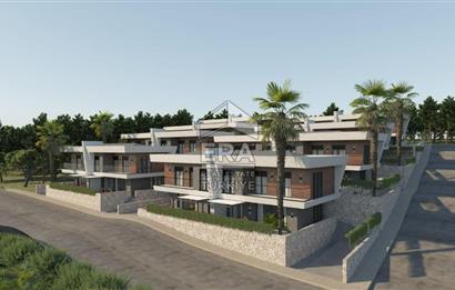 BERGAMA'DA 3+1 KAPALI OTOPARKLI BAHÇELİ MÜSTAKİL VİLLA