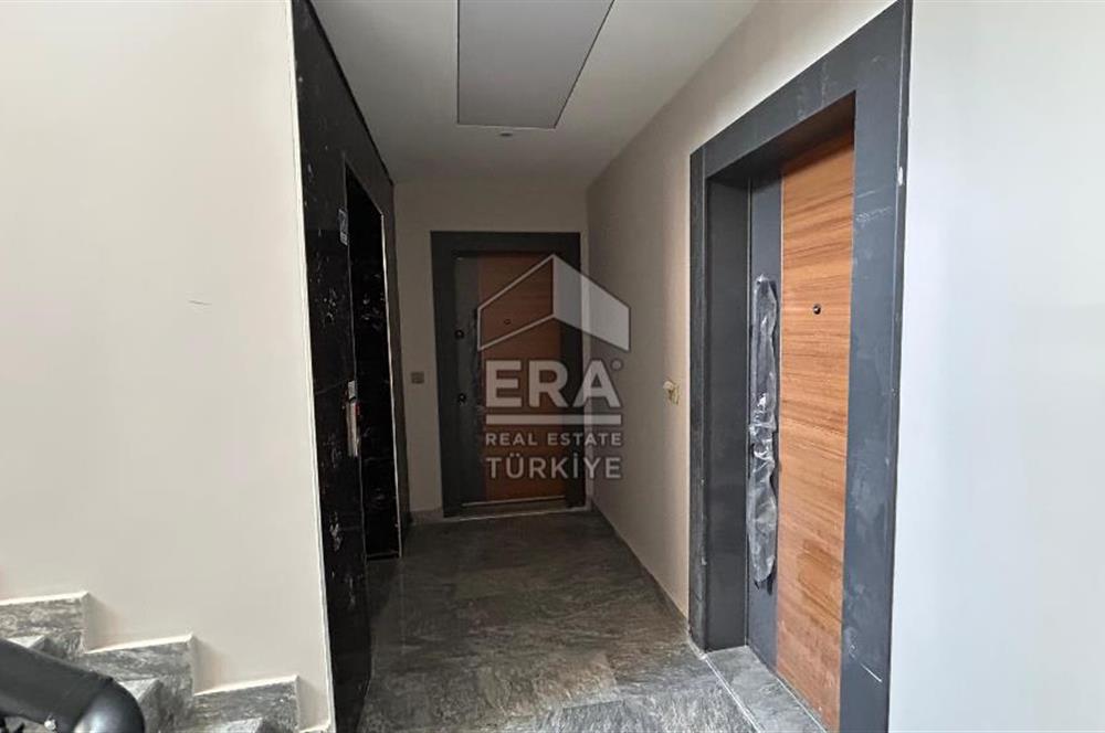 Antalya Manavgat Ilıca Mahallesinde Havuzlu Asansörlü1+1 Satılık Daire