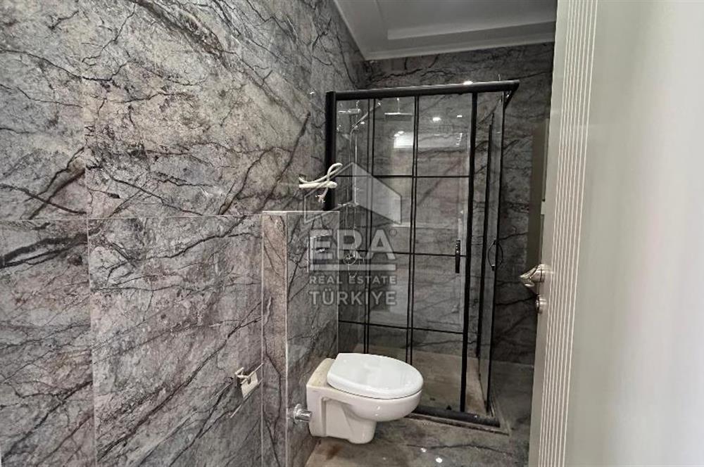 Antalya Manavgat Ilıca Mahallesinde Havuzlu Asansörlü1+1 Satılık Daire