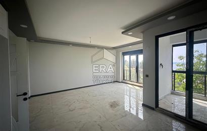ERA PORT GÜVENCESİYLE EDREMİT AVCILAR'DA 4+1 HAVUZLU VİLLA
