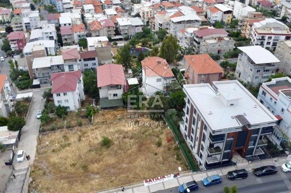 ERA NİVA'DAN BORNOVA'DA SATILIK 662 M² KONUT İMARLI ARSA