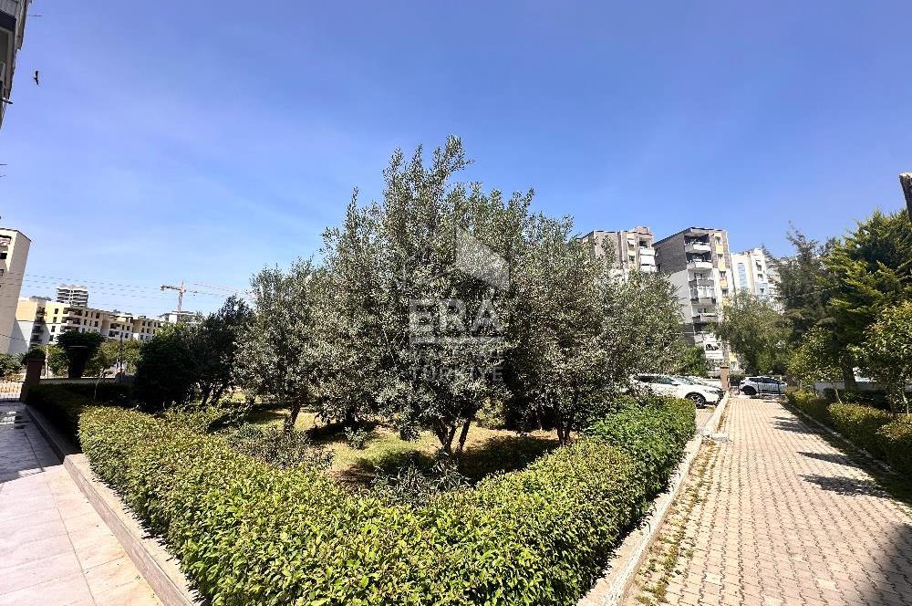 ERA NİVA'DAN BAYRAKLI OSMANGAZİ'DE SİTE İÇİ SATILIK 2+1 DAİRE