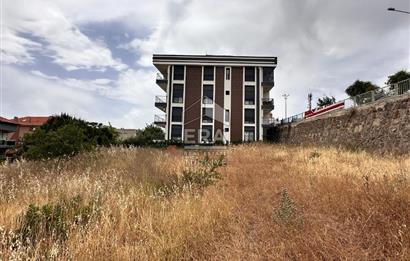 ERA NİVA'DAN BORNOVA'DA SATILIK 662 M² KONUT İMARLI ARSA