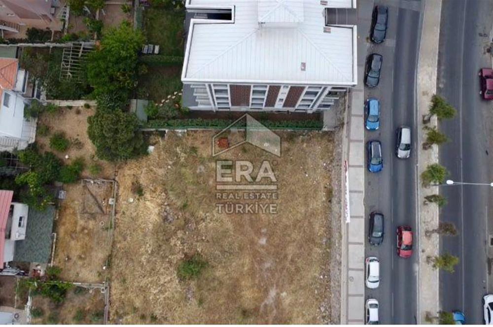 ERA NİVA'DAN BORNOVA'DA SATILIK 662 M² KONUT İMARLI ARSA