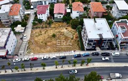 ERA NİVA'DAN BORNOVA'DA SATILIK 662 M² KONUT İMARLI ARSA