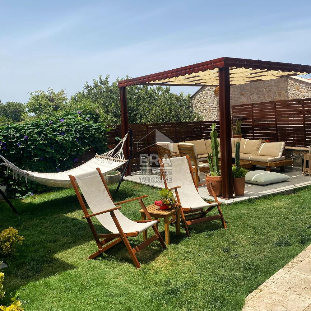 Datça'da Kiralık Müstakil Havuzlu Bahçeli 2+1 Eşyalı Daire