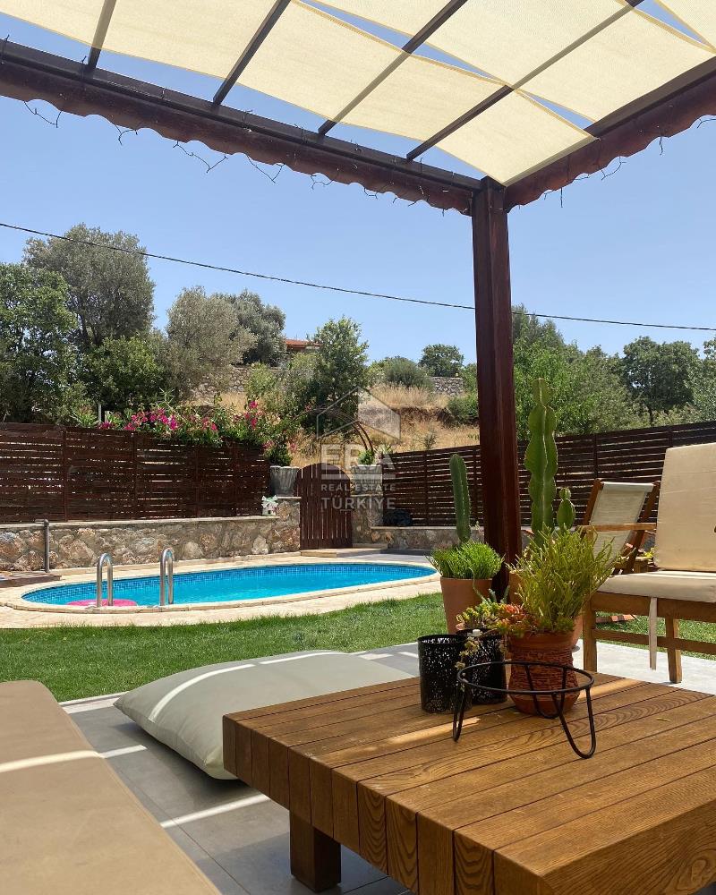 Datça'da Kiralık Müstakil Havuzlu Bahçeli 2+1 Eşyalı Daire