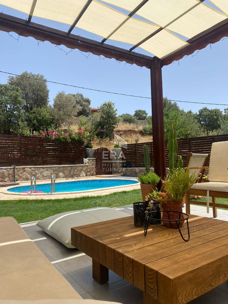 Datça'da Kiralık Müstakil Havuzlu Bahçeli 2+1 Eşyalı Daire