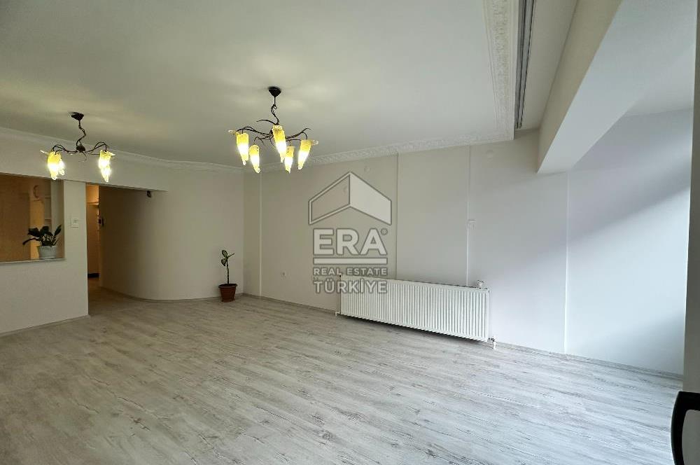 Fahrettin Altay Meydanı İnönü Caddesi Üzeri Satılık 2+1 Daire