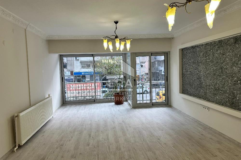 Fahrettin Altay Meydanı İnönü Caddesi Üzeri Satılık 2+1 Daire