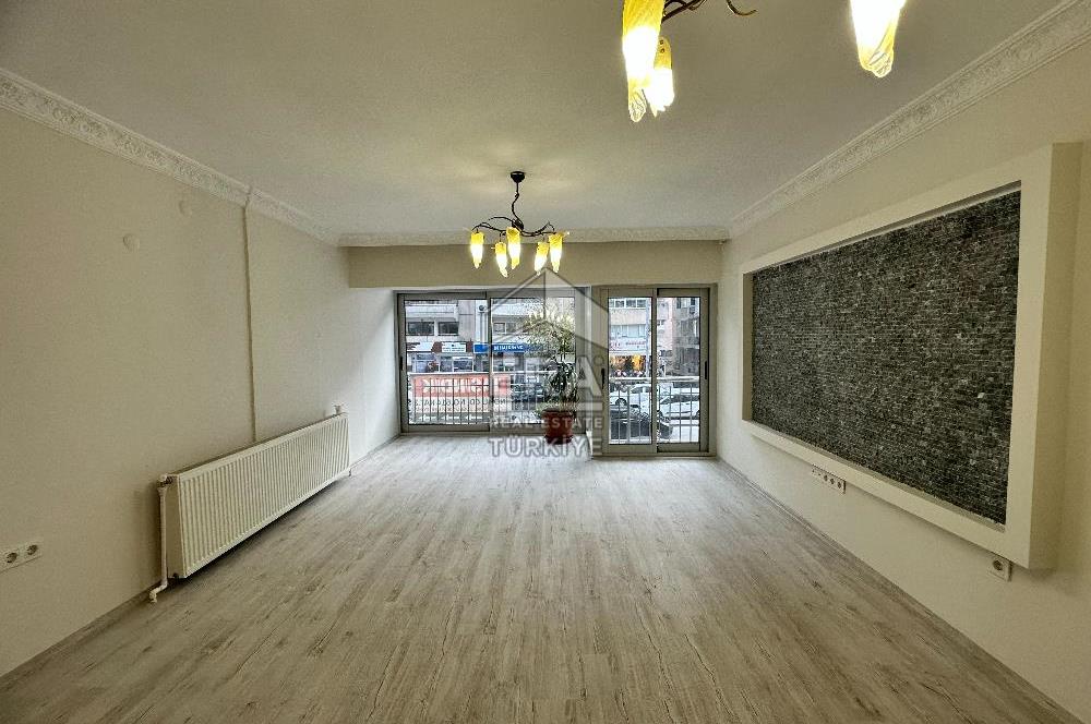 Fahrettin Altay Meydanı İnönü Caddesi Üzeri Satılık 2+1 Daire