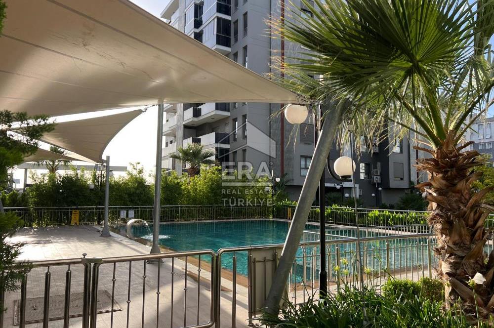 Menemen Erkaya Life Sitesi Havuz Cepheli 3+1 Satılık Daire