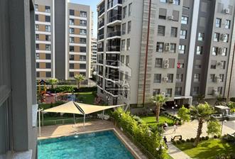 Menemen Erkaya Life Sitesi Havuz Cepheli 3+1 Satılık Daire