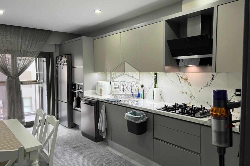 Menemen Erkaya Life Sitesi Havuz Cepheli 3+1 Satılık Daire