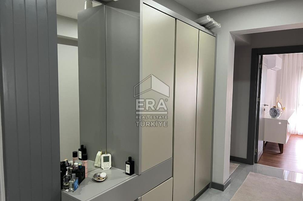 Menemen Erkaya Life Sitesi Havuz Cepheli 3+1 Satılık Daire