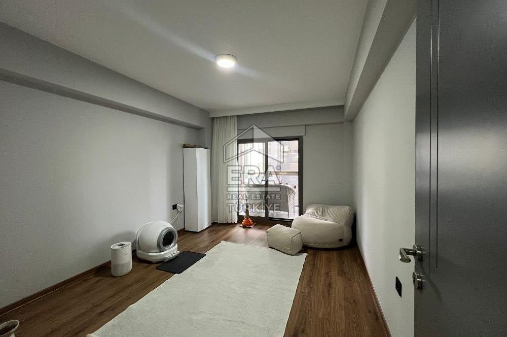 Menemen Erkaya Life Sitesi Havuz Cepheli 3+1 Satılık Daire