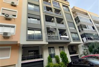 İzmir Karşıyaka Fikri Altay Mh Satılık Otoparklı Depolu 2+1