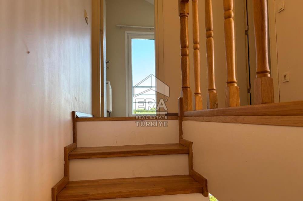 Zekeriyaköy'de 2+1, 120 m² Ferah Çatı Dubleksi Doğayla İç İçe