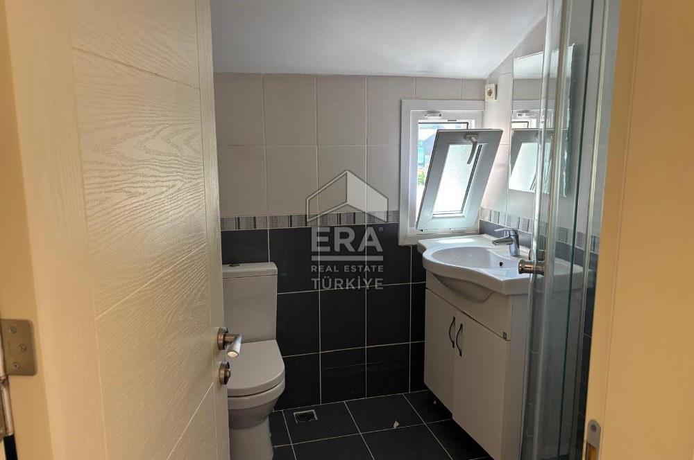 Zekeriyaköy'de 2+1, 120 m² Ferah Çatı Dubleksi Doğayla İç İçe