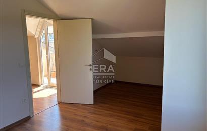 Zekeriyaköy'de 2+1, 120 m² Ferah Çatı Dubleksi Doğayla İç İçe
