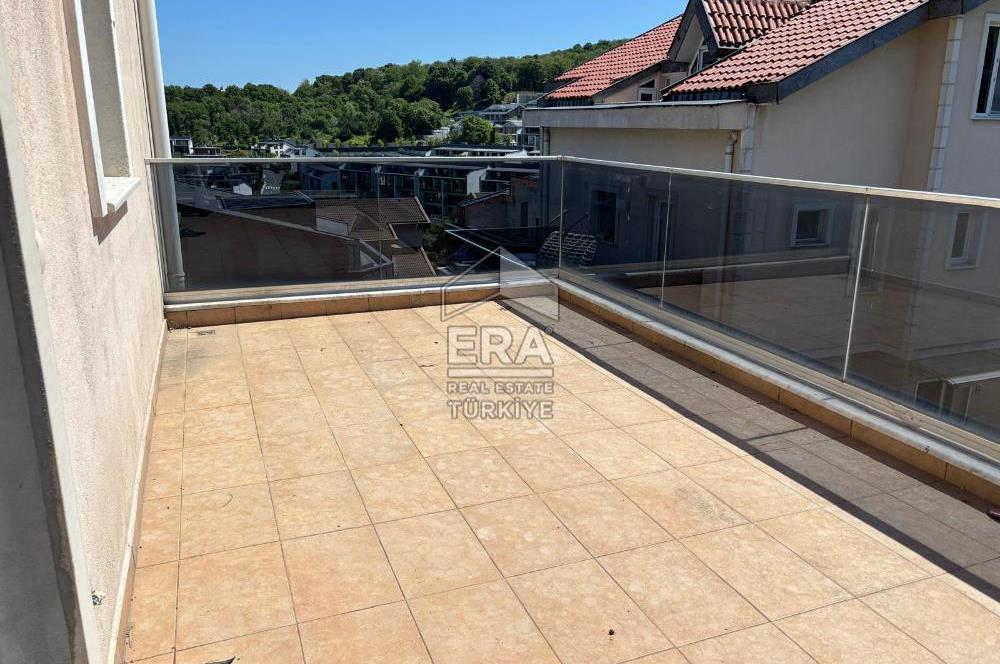 Zekeriyaköy'de 2+1, 120 m² Ferah Çatı Dubleksi Doğayla İç İçe