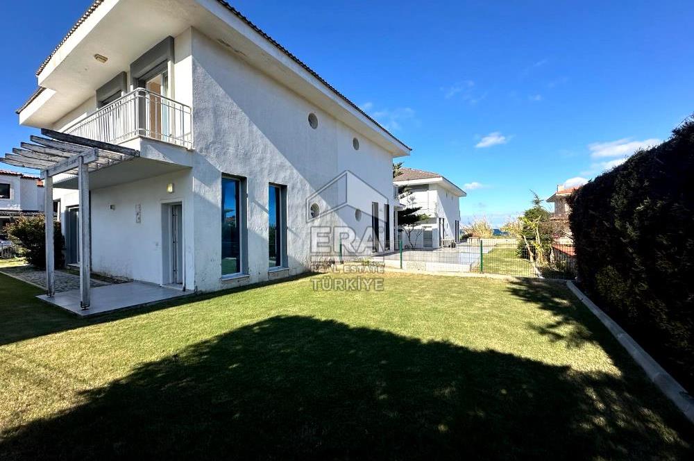 çeşme cıftlıkkoy kıralık 3+1 vılla