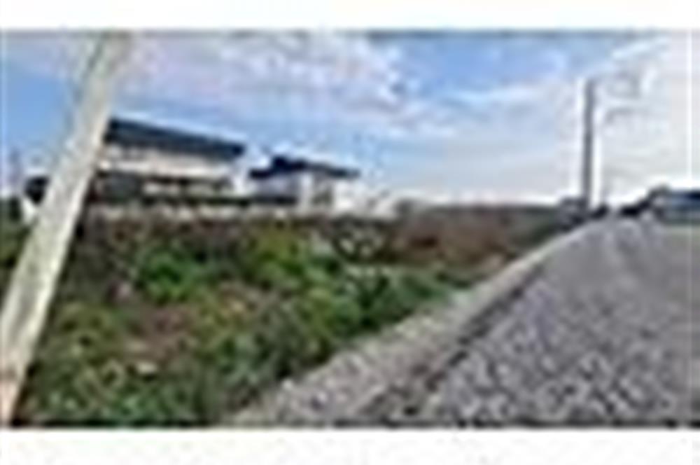 MENDERES OĞLANANASINDA 527 m2 İMARLI ARSA