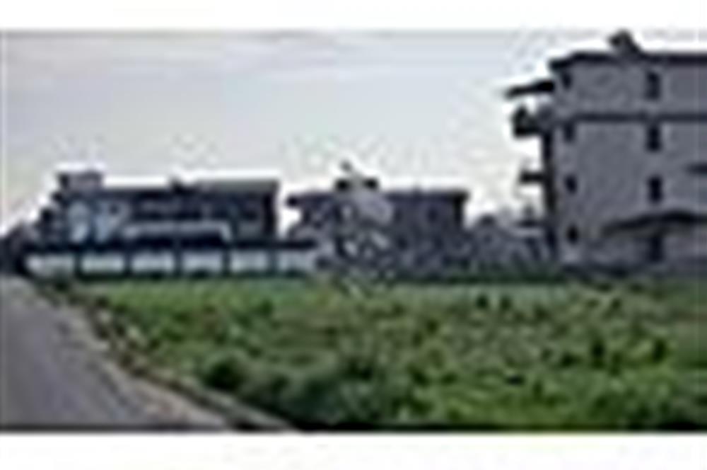 MENDERES OĞLANANASINDA 527 m2 İMARLI ARSA