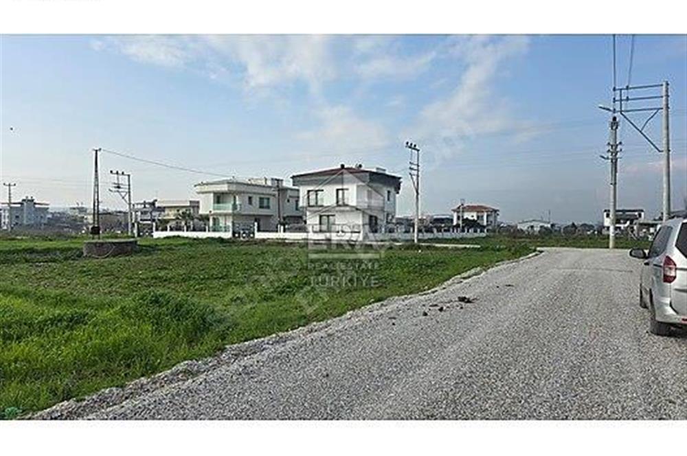 MENDERES OĞLANANASINDA 527 m2 İMARLI ARSA