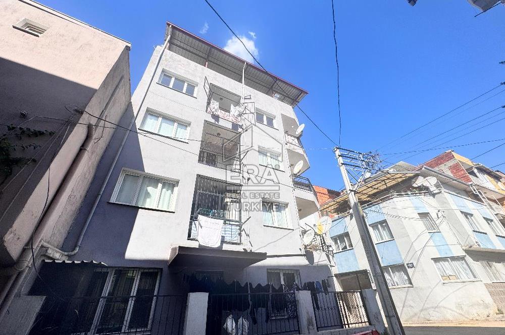 ERA NİVA'DAN BAYRAKLI ÇAY MAHALLESİN'DE SATILIK 3+1 DAİRE