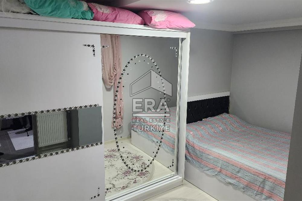 BUCA YAYLACIK DA MEVLANA HEYKELİ YAKININDA 2+1 SATILIK DAİRE