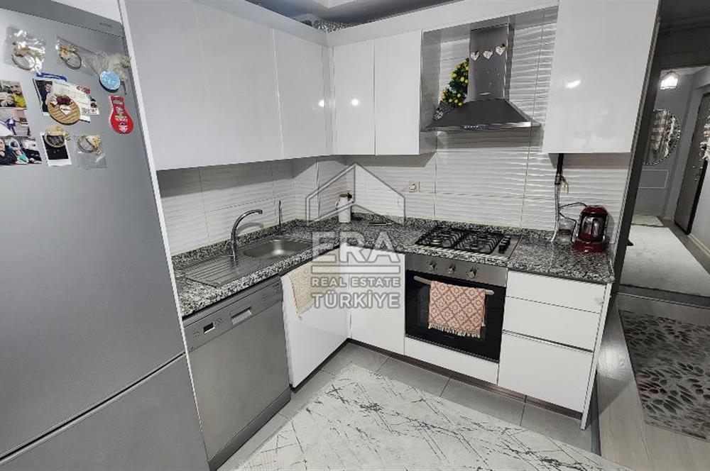 BUCA YAYLACIK DA MEVLANA HEYKELİ YAKININDA 2+1 SATILIK DAİRE