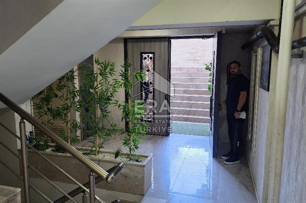 BUCA YAYLACIK DA MEVLANA HEYKELİ YAKININDA 2+1 SATILIK DAİRE